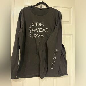 Long sleeve Peloton Tee